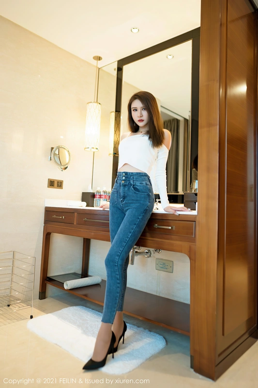 [Feilin嗲囡囡] 2021.05.13 VOL.389 - emily顾奈奈